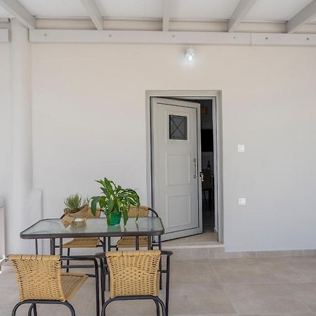 Klelia'S Apartments Палекастрон Екстериор снимка